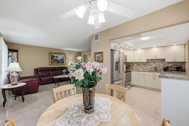 54 Capri B, Delray Beach, FL 33484