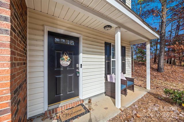 16865 Timber Crossing Road, Charlotte, NC 28213