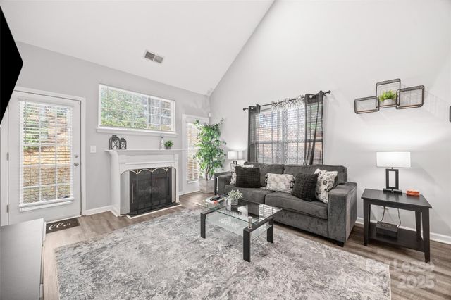 16865 Timber Crossing Road, Charlotte, NC 28213