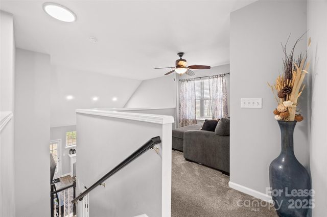 16865 Timber Crossing Road, Charlotte, NC 28213