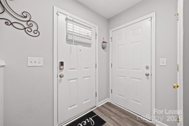 16865 Timber Crossing Road, Charlotte, NC 28213