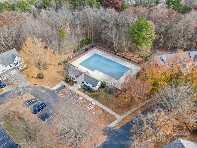 16865 Timber Crossing Road, Charlotte, NC 28213
