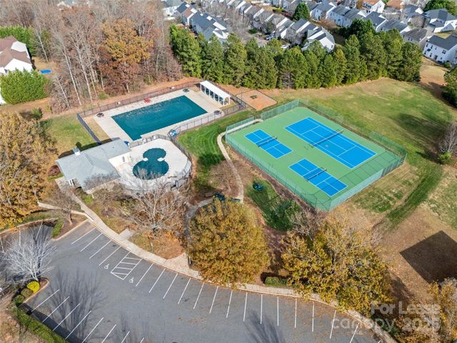 16865 Timber Crossing Road, Charlotte, NC 28213