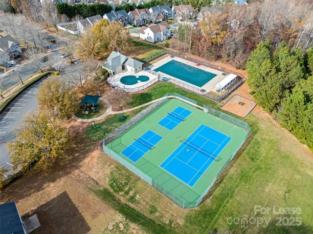 16865 Timber Crossing Road, Charlotte, NC 28213