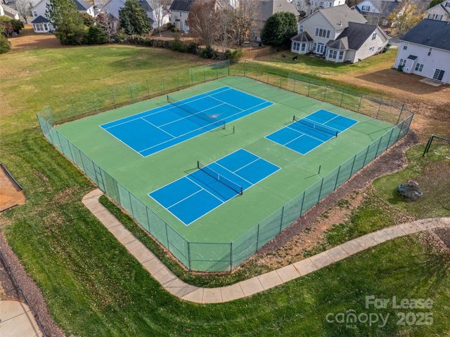 16865 Timber Crossing Road, Charlotte, NC 28213