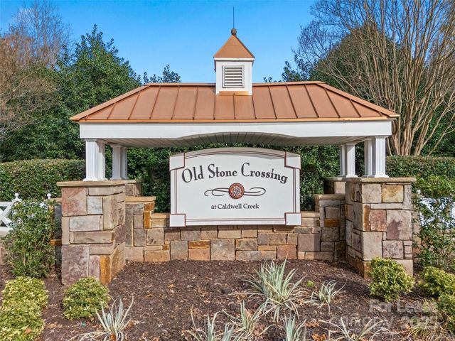 16865 Timber Crossing Road, Charlotte, NC 28213