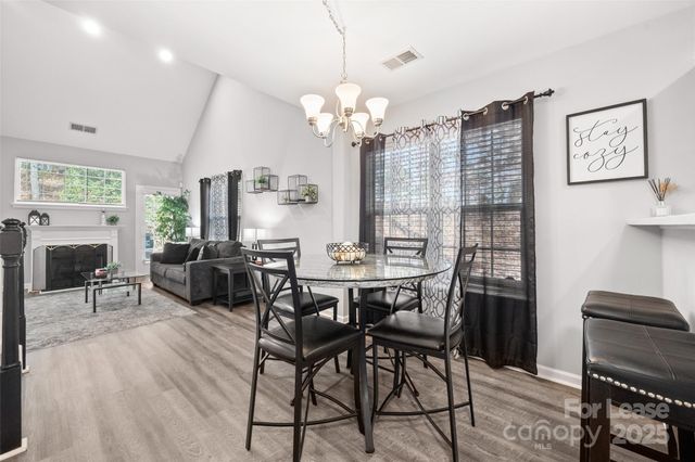 16865 Timber Crossing Road, Charlotte, NC 28213