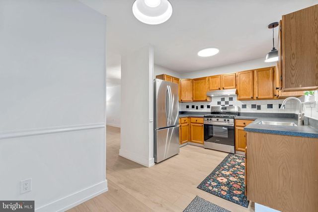 610 HARTLAND CT, Sewell, NJ 08080