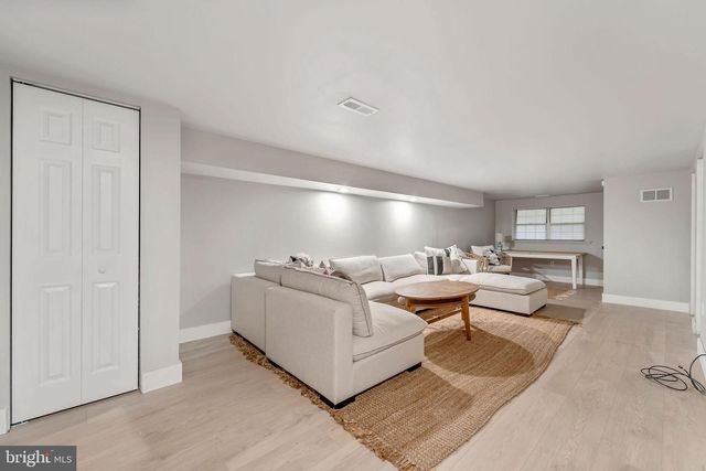 610 HARTLAND CT, Sewell, NJ 08080