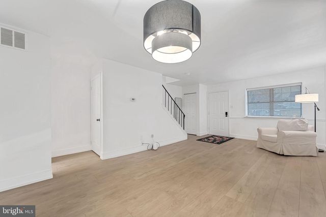 610 HARTLAND CT, Sewell, NJ 08080