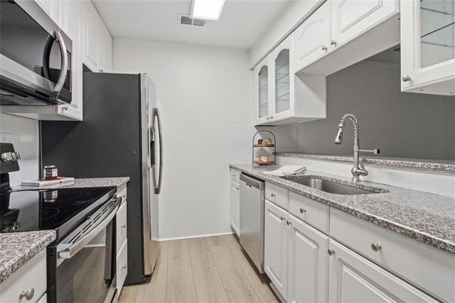 307 Barrington Hills Drive, Sandy Springs, GA 30350