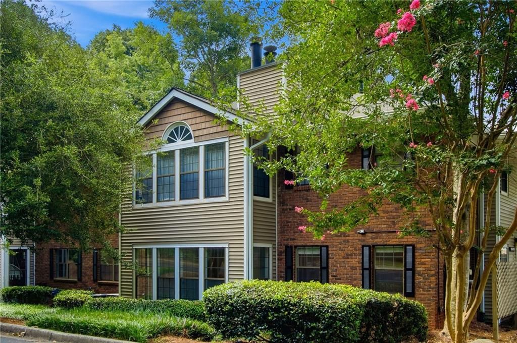 307 Barrington Hills Drive, Sandy Springs, GA 30350