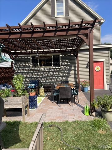 15 Banks Street, Cortland, NY 13045