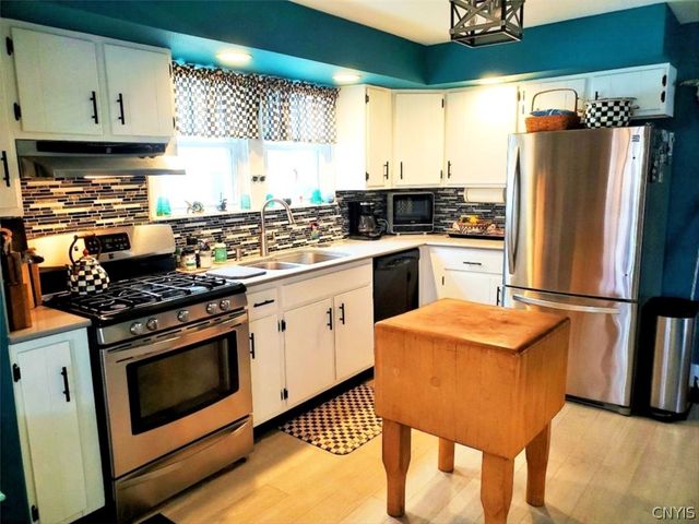 15 Banks Street, Cortland, NY 13045