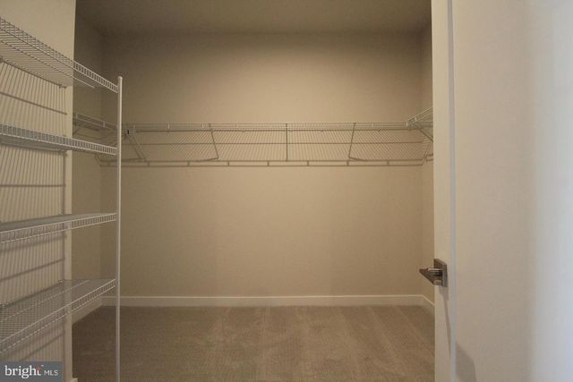 22383 ROANOKE RISE TER, Ashburn, VA 20148