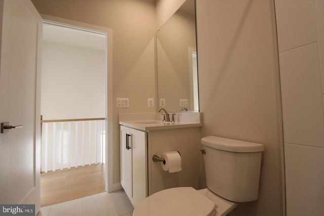 22383 ROANOKE RISE TER, Ashburn, VA 20148