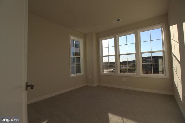 22383 ROANOKE RISE TER, Ashburn, VA 20148