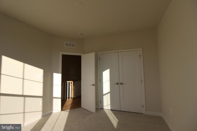 22383 ROANOKE RISE TER, Ashburn, VA 20148
