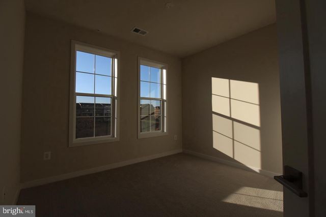 22383 ROANOKE RISE TER, Ashburn, VA 20148