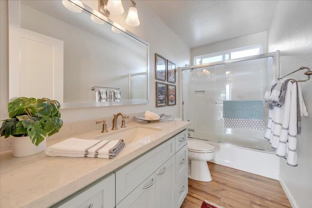 935 Foothill Rd, Copperopolis, CA 95228