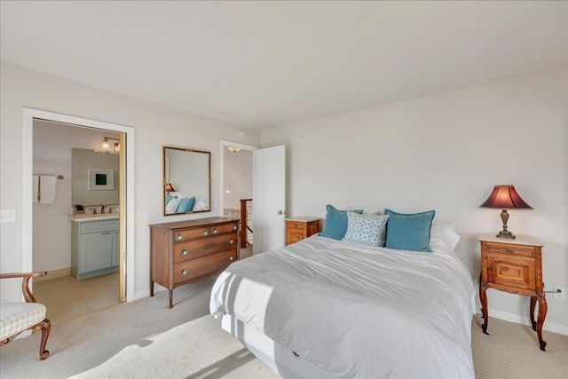 935 Foothill Rd, Copperopolis, CA 95228