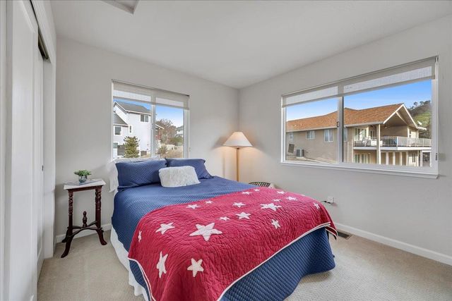 935 Foothill Rd, Copperopolis, CA 95228