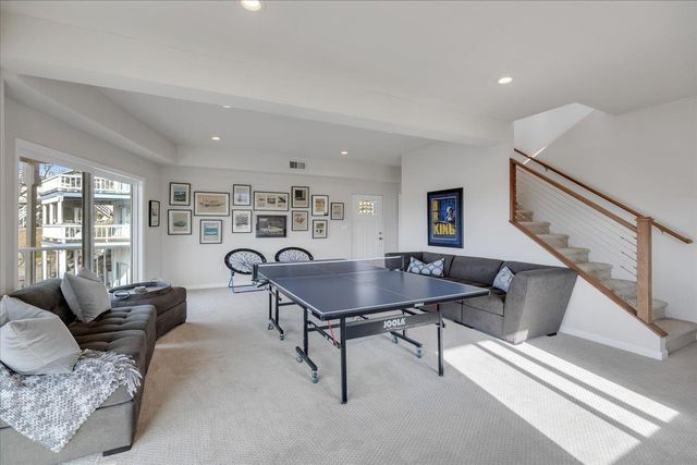 935 Foothill Rd, Copperopolis, CA 95228