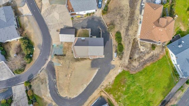 935 Foothill Rd, Copperopolis, CA 95228