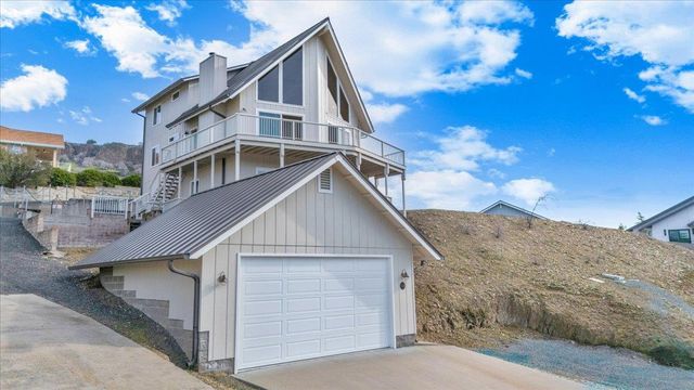 935 Foothill Rd, Copperopolis, CA 95228