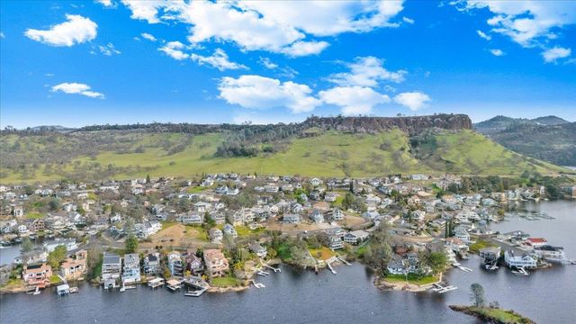 935 Foothill Rd, Copperopolis, CA 95228