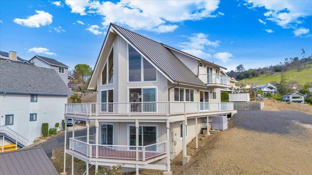 935 Foothill Rd, Copperopolis, CA 95228