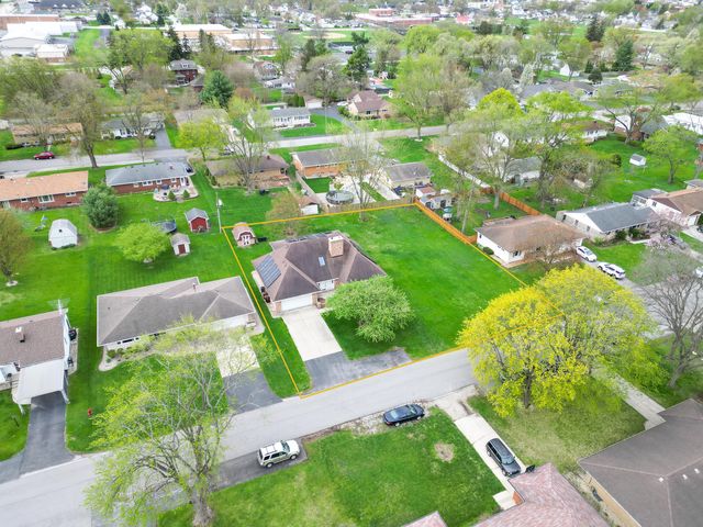 524 Meadow Lane, Beecher, IL 60401