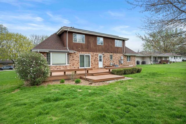 524 Meadow Lane, Beecher, IL 60401