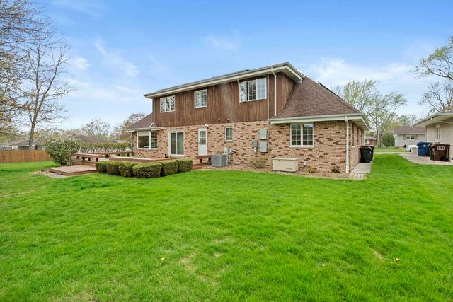 524 Meadow Lane, Beecher, IL 60401