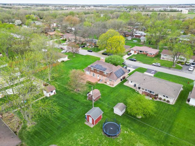 524 Meadow Lane, Beecher, IL 60401