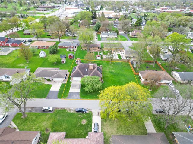 524 Meadow Lane, Beecher, IL 60401