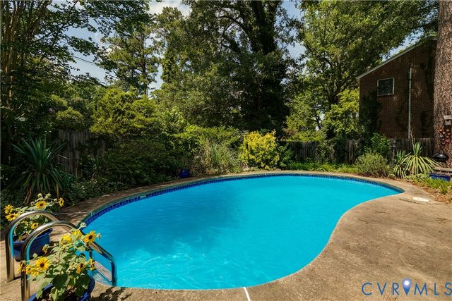 7801 Woodman Rd, Henrico, VA 23228