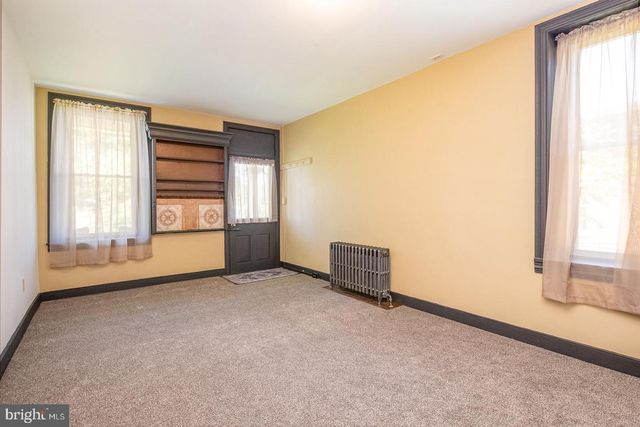 145 W HIGH ST, Womelsdorf, PA 19567