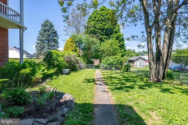 145 W HIGH ST, Womelsdorf, PA 19567