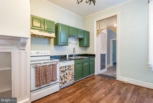 145 W HIGH ST, Womelsdorf, PA 19567