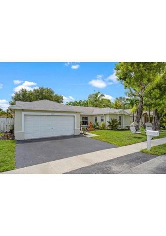 4021 SW 72ND Terrace, Davie, FL 33314