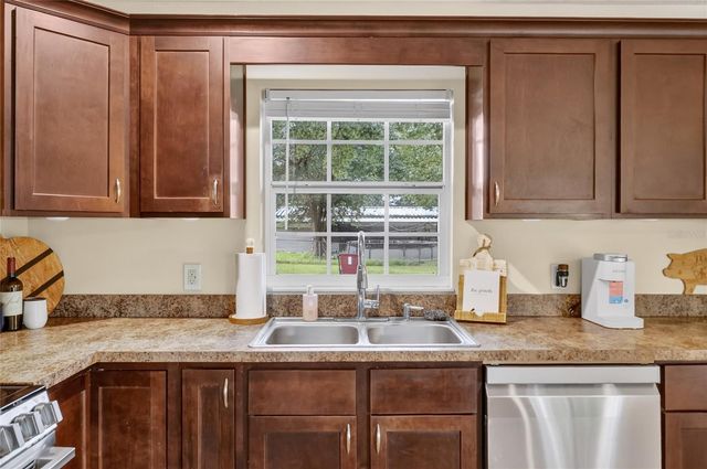 9152 DAMASCUS AVENUE, Polk City, FL 33868