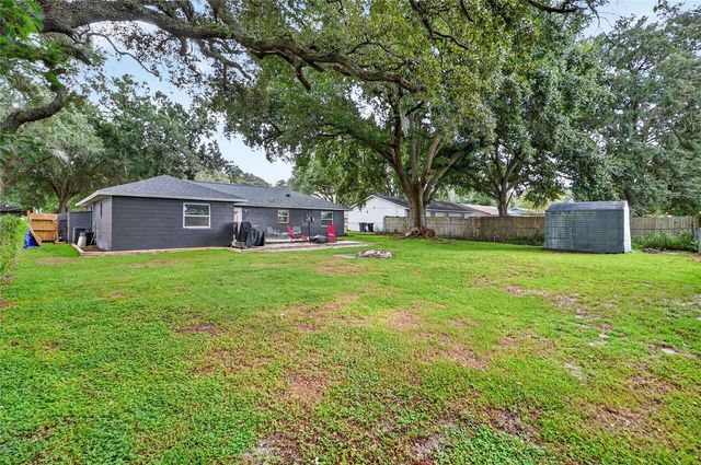 9152 DAMASCUS AVENUE, Polk City, FL 33868