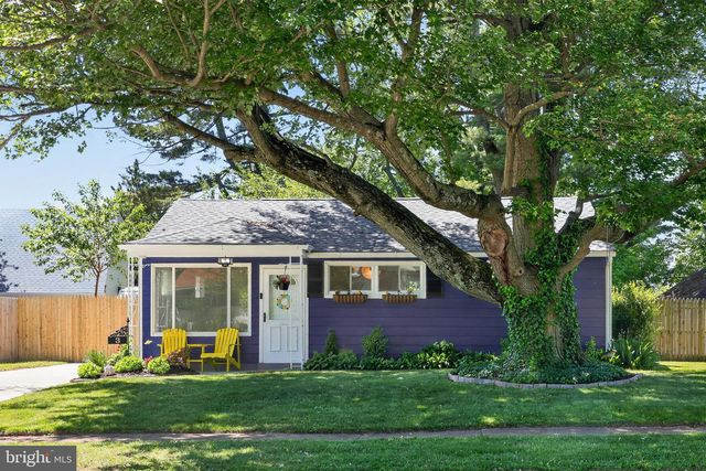 3 GLEN AVE, New Castle, DE 19720