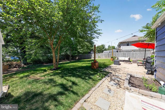 3 GLEN AVE, New Castle, DE 19720