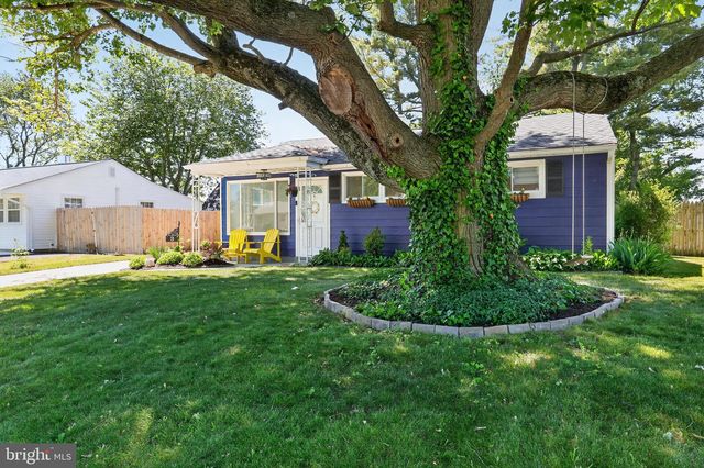 3 GLEN AVE, New Castle, DE 19720