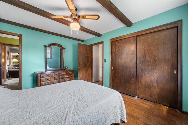 16755 W Hearthside DRIVE, New Berlin, WI 53151
