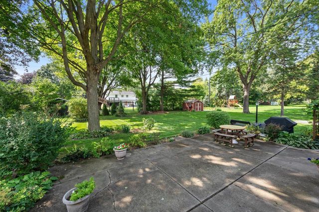 16755 W Hearthside DRIVE, New Berlin, WI 53151