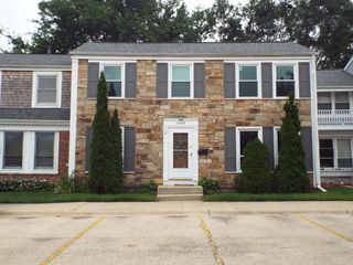 2143 Hassell Road, Hoffman Estates, IL 60169