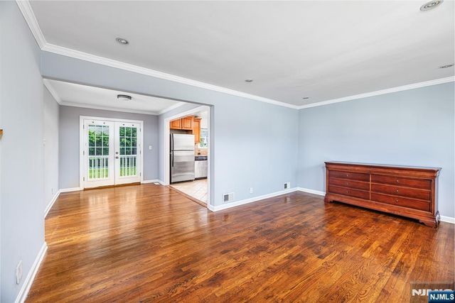141 Cedar Avenue, Pompton Lakes, NJ 07442